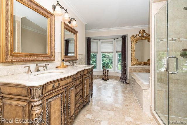 6595 Edith Court, Troy, MI 48085