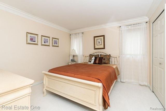 6595 Edith Court, Troy, MI 48085