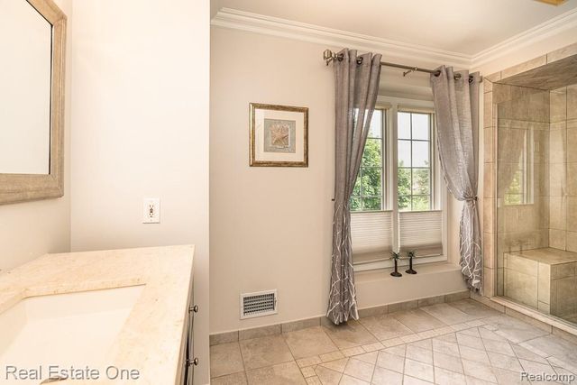 6595 Edith Court, Troy, MI 48085