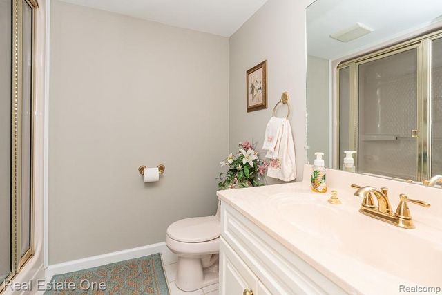 6595 Edith Court, Troy, MI 48085