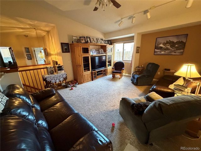 5372 YANK Way, Arvada, CO 80002