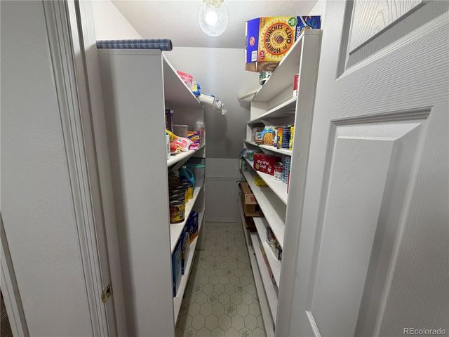 5372 YANK Way, Arvada, CO 80002