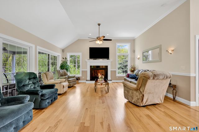 1 Bigwood Lane, Burlington, CT 06013