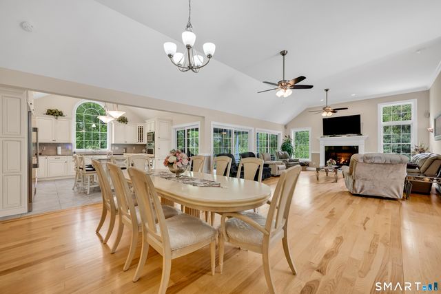 1 Bigwood Lane, Burlington, CT 06013