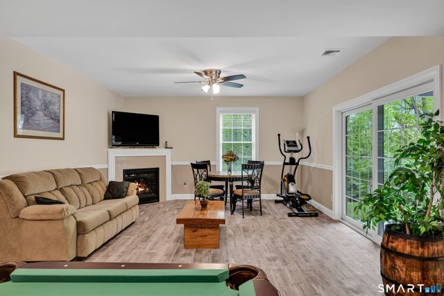 1 Bigwood Lane, Burlington, CT 06013