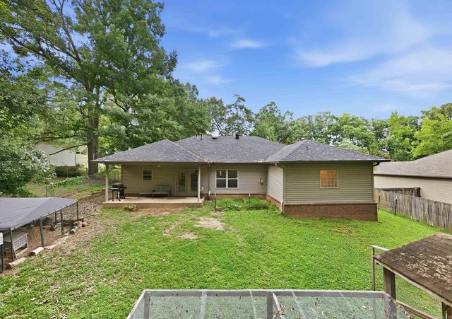 3013 W Greenbrier, Benton, AR 72015