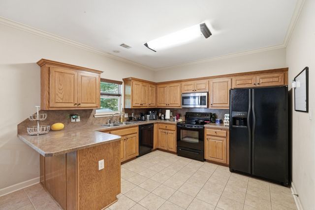 3013 W Greenbrier, Benton, AR 72015
