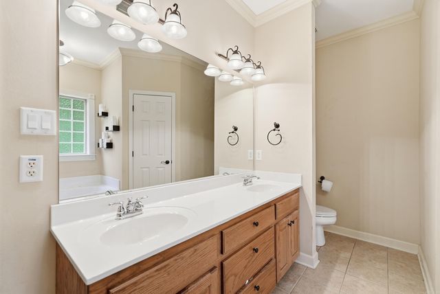 3013 W Greenbrier, Benton, AR 72015