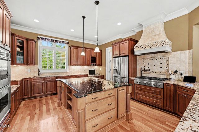 90110 Hoey, Chapel Hill, NC 27517