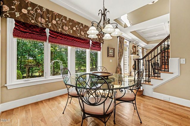 90110 Hoey, Chapel Hill, NC 27517