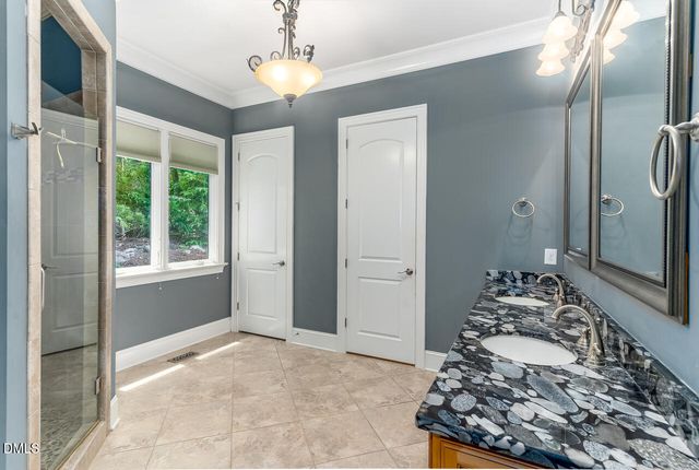 90110 Hoey, Chapel Hill, NC 27517