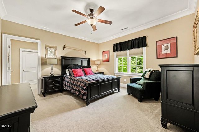 90110 Hoey, Chapel Hill, NC 27517