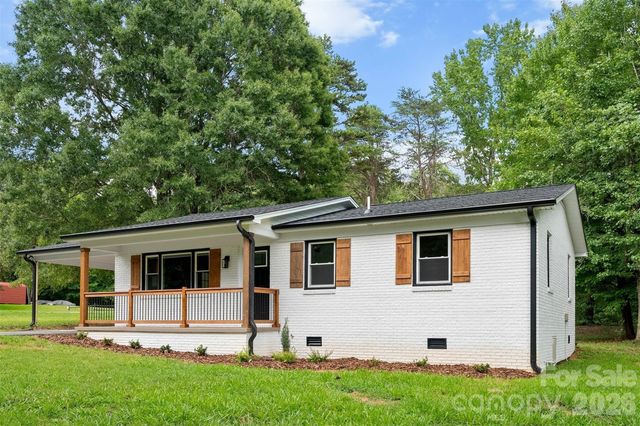3533 Amity Hill Road, Statesville, NC 28677