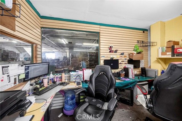 749 E 15th, Los Angeles, CA 90021