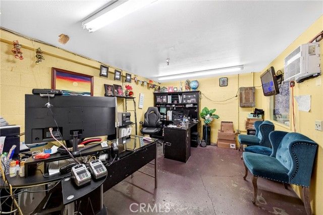 749 E 15th, Los Angeles, CA 90021