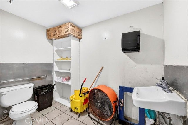 749 E 15th, Los Angeles, CA 90021