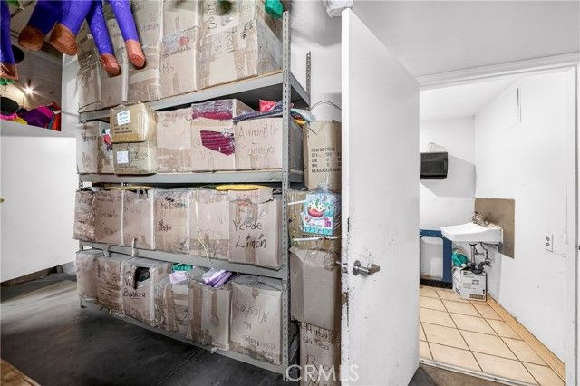 749 E 15th, Los Angeles, CA 90021