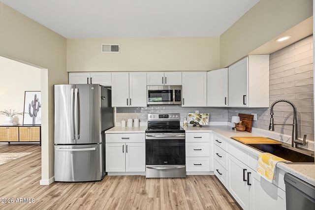 5226 N 20TH Street C10, Phoenix, AZ 85016