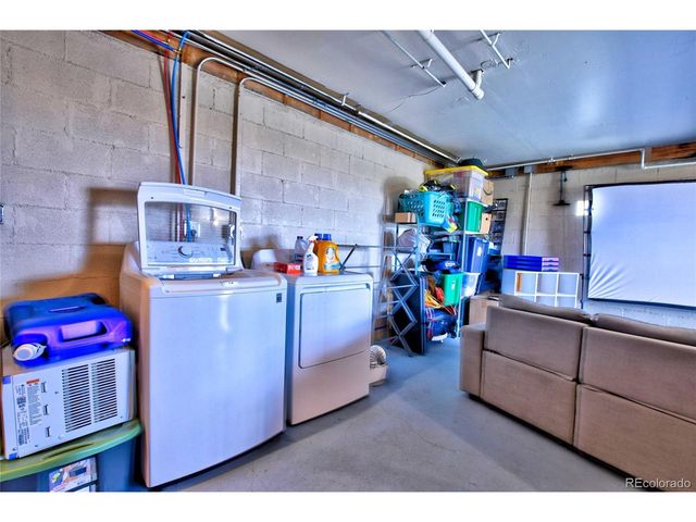 262 Swandyke Ct, Jefferson, CO 80456