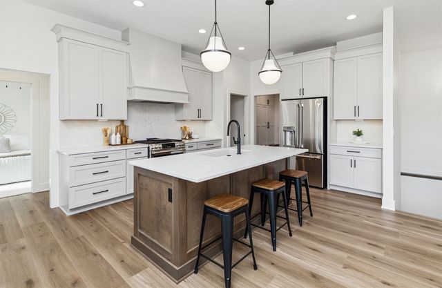 8109 Buckley Street, Johnston, IA 50131