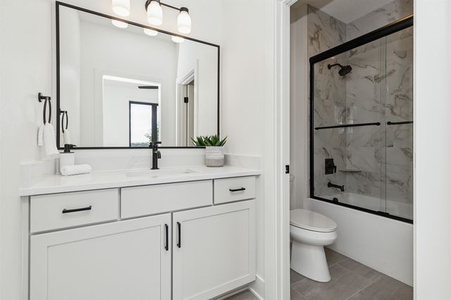 8109 Buckley Street, Johnston, IA 50131