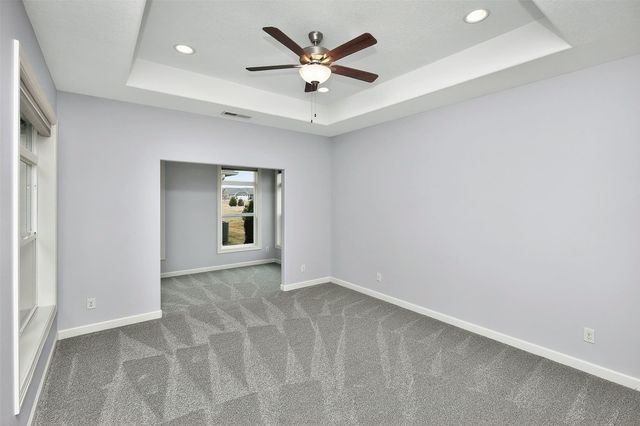 17492 Madison Drive, Clive, IA 50325