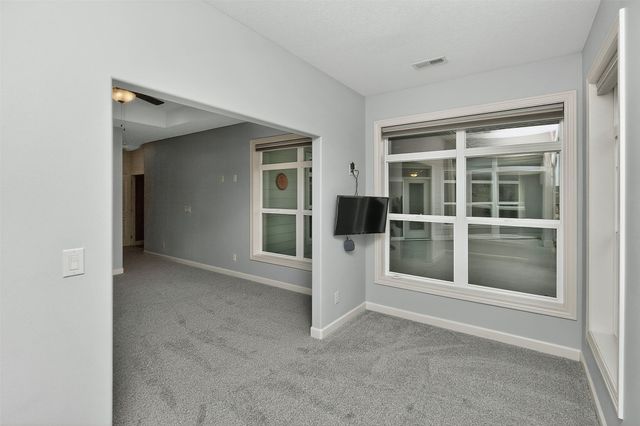 17492 Madison Drive, Clive, IA 50325