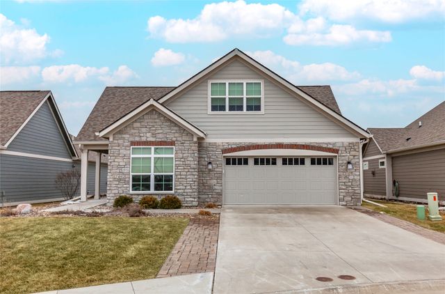 17492 Madison Drive, Clive, IA 50325