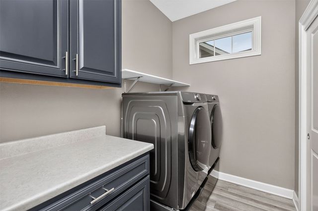 17492 Madison Drive, Clive, IA 50325