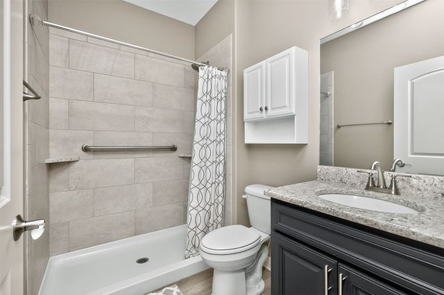 17492 Madison Drive, Clive, IA 50325