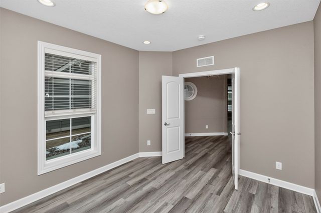 17492 Madison Drive, Clive, IA 50325