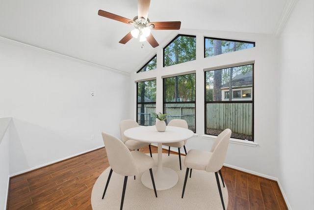 25 N Mossrock Road, The Woodlands, TX 77380