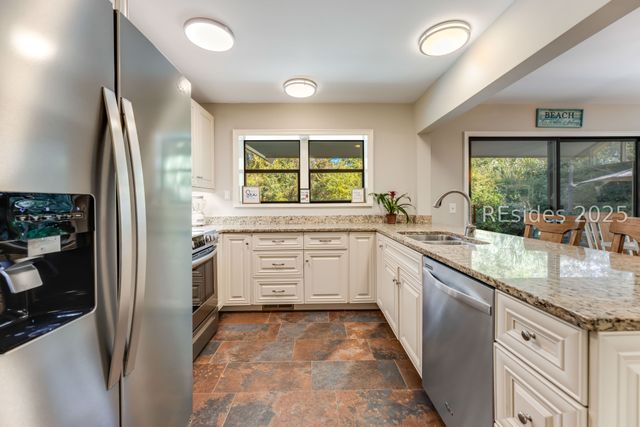 82 Club Course Dr, Hilton Head Island, SC 29928