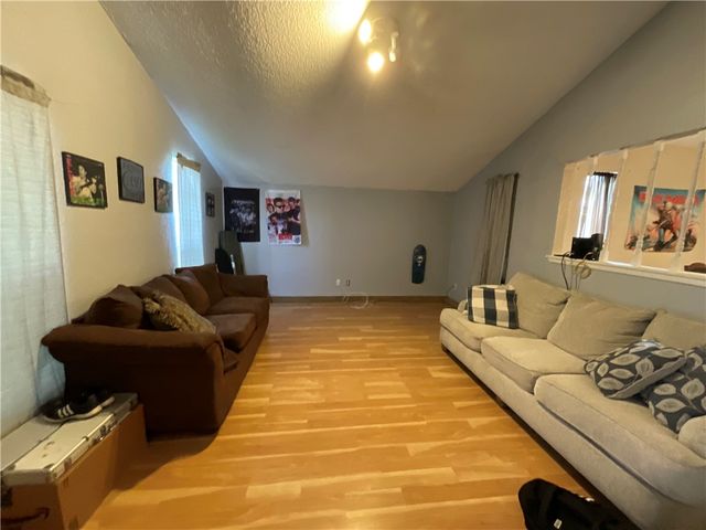 6721 Canyon Creek Dr, Corpus Christi, TX 78413