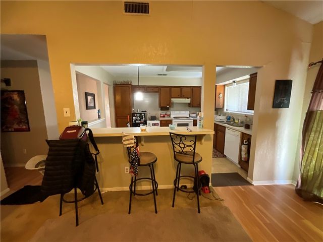 6721 Canyon Creek Dr, Corpus Christi, TX 78413