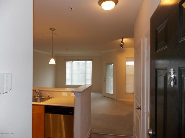 8290 GATE Parkway W 419, Jacksonville, FL 32216