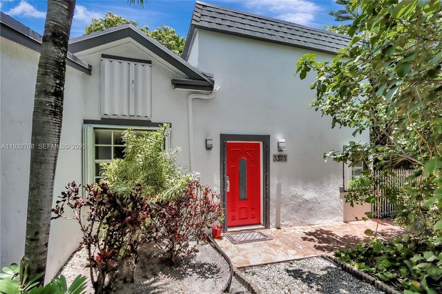 3375 SW 29th Ter 1, Miami, FL 33133