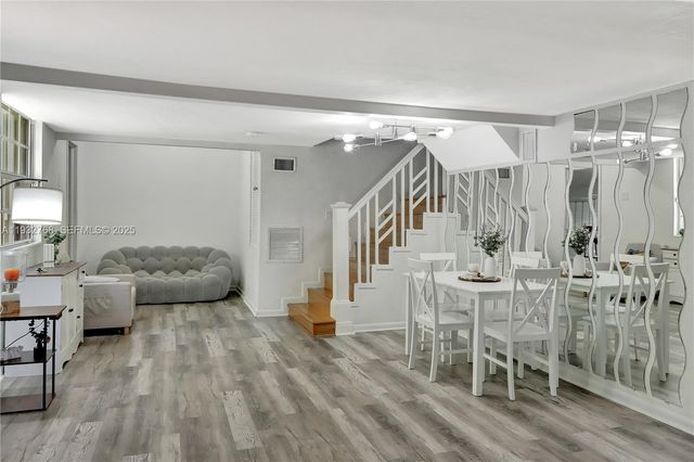 3375 SW 29th Ter 1, Miami, FL 33133