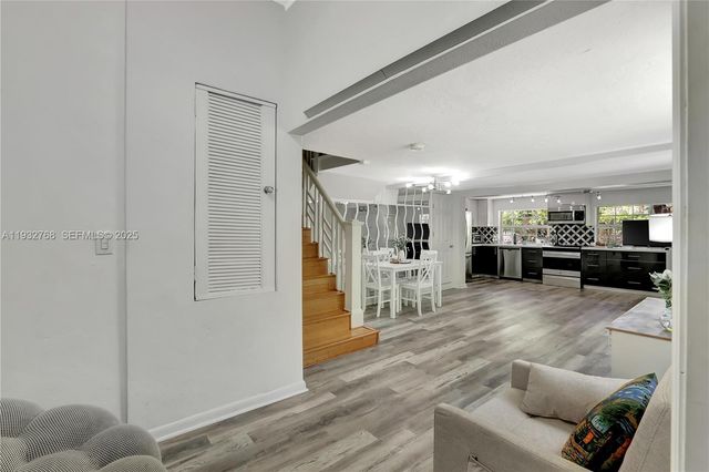 3375 SW 29th Ter 1, Miami, FL 33133