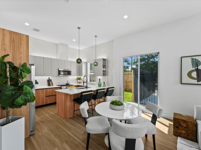 2583 Paul Quinn Street, Houston, TX 77091