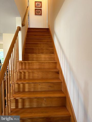 211 POPLAR ST, Delmar, MD 21875