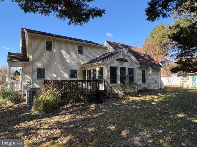 211 POPLAR ST, Delmar, MD 21875