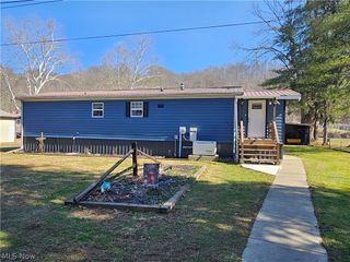 2524 Sycamore Lane, Stockport, OH 43787