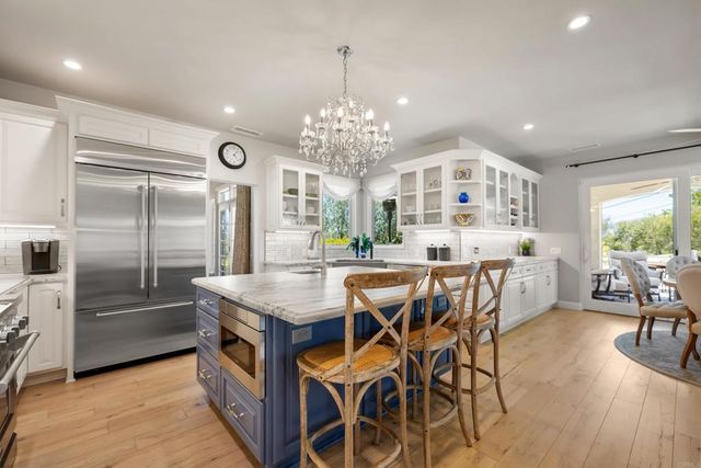 28475 Cerveza Court, Escondido, CA 92026
