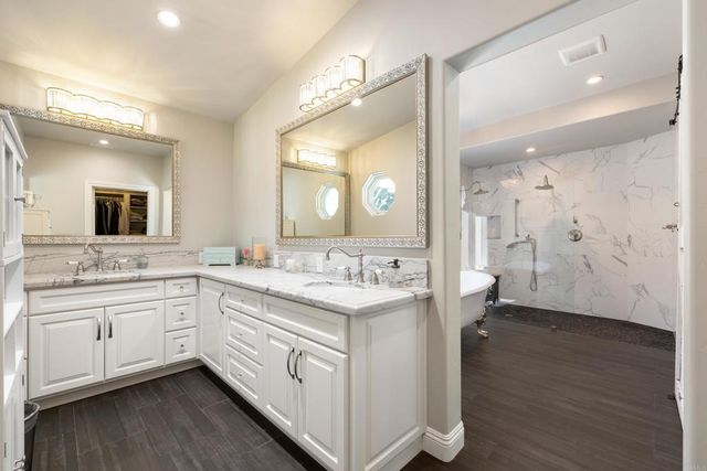 28475 Cerveza Court, Escondido, CA 92026