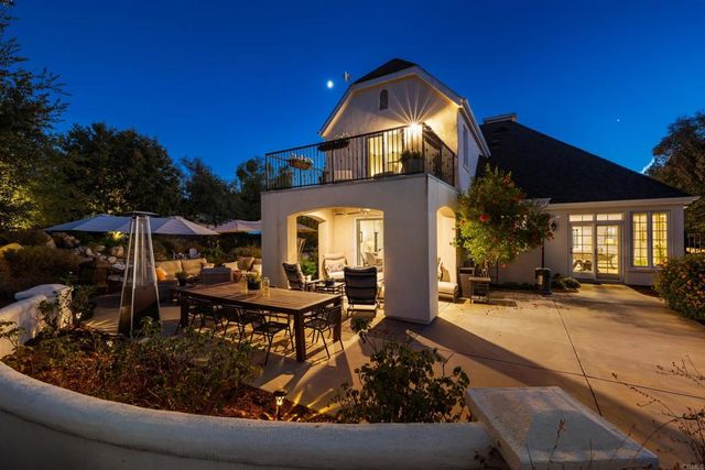 28475 Cerveza Court, Escondido, CA 92026