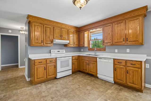 2586 Highway 48, Clarksville, TN 37040