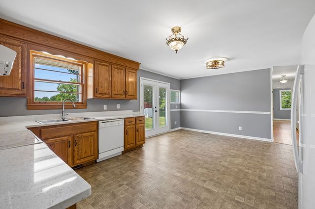 2586 Highway 48, Clarksville, TN 37040