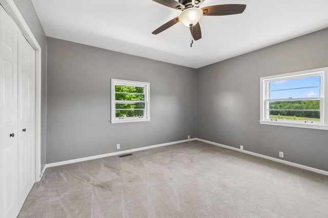 2586 Highway 48, Clarksville, TN 37040