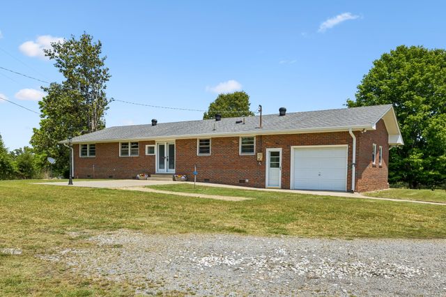 2586 Highway 48, Clarksville, TN 37040